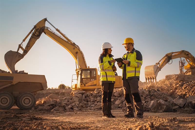 Minimizing Risk with Effective Contractor Management